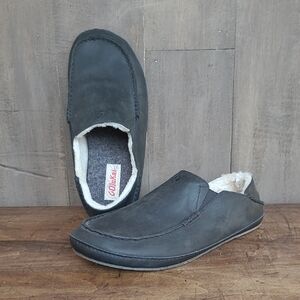 Olukai Moloa Slippers Men's Size 10 Black Leather Sheep Fur Lined Slip On Shoes